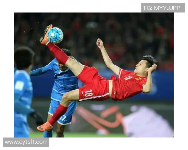 中国足球十大倒钩球星盘点 哪些传奇球员创造了精彩瞬间 中国足球十大倒钩球星盘点 哪些传奇球员创造了精彩瞬间